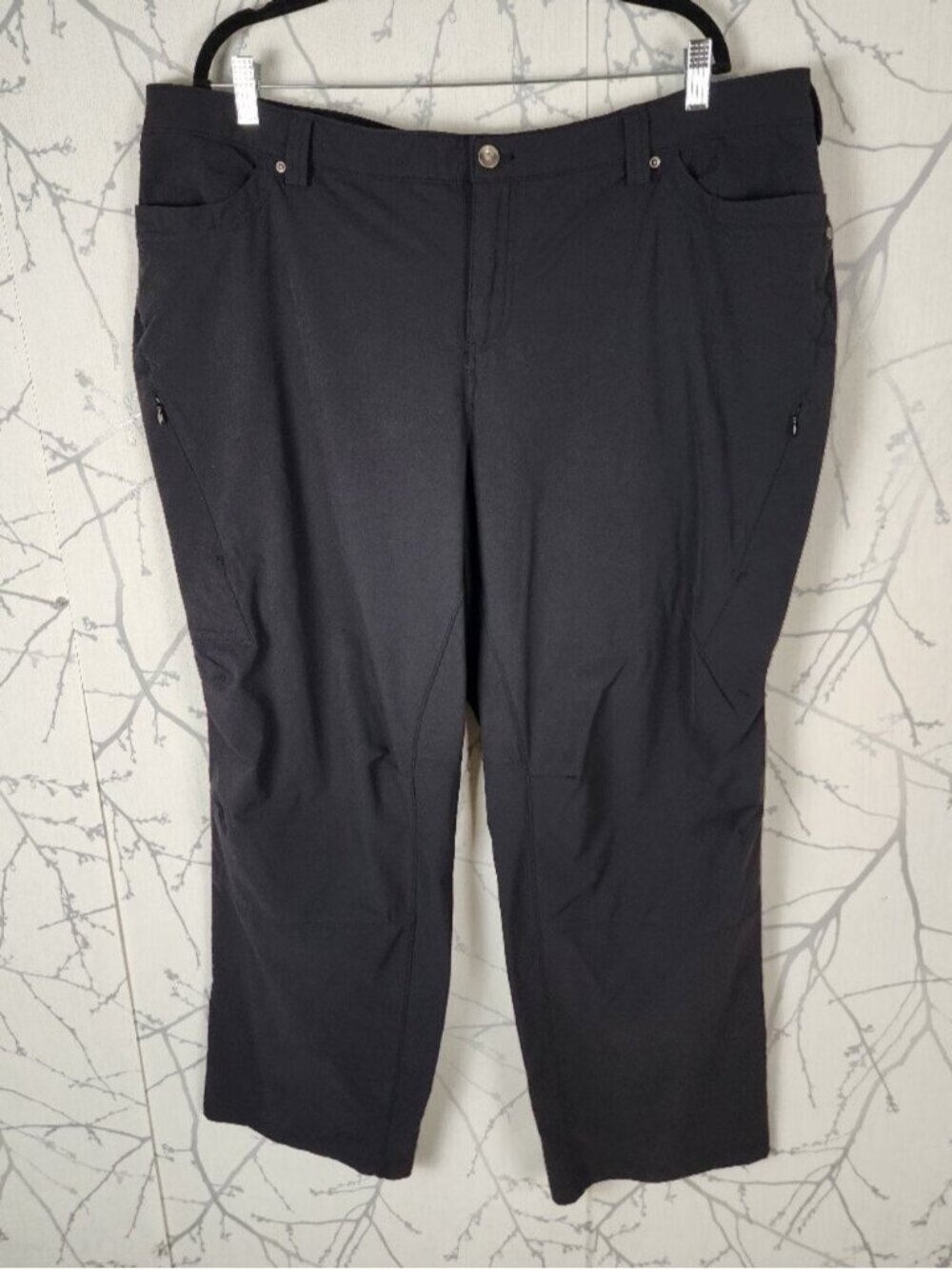 Duluth Trading Co Black Nylon Stretch Athletic Hiking Pants